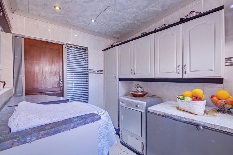 4 Bedroom Property for Sale in Palm Ridge Eastern Cape